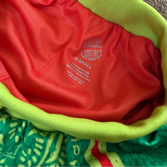 Collect & Select Swingman Shorts Christmas Kobe Grinch Mamba size XS - Picture 4 of 6